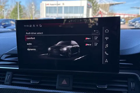 31 of 67 for Audi RS 4 Avant RS 4 Avant Carbon Black 450 PS tiptronic