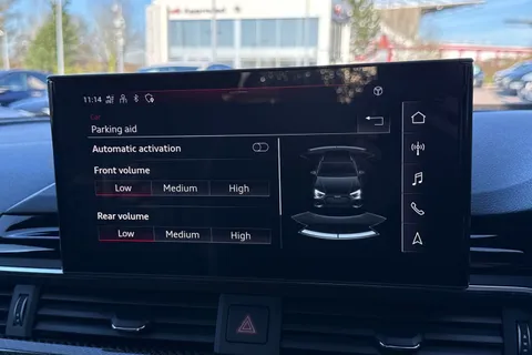 34 of 67 for Audi RS 4 Avant RS 4 Avant Carbon Black 450 PS tiptronic