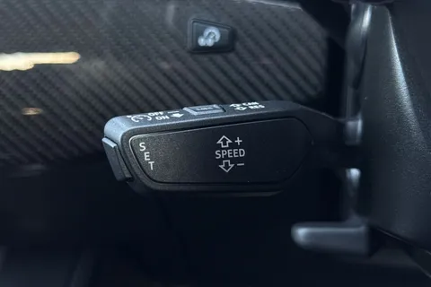 58 of 67 for Audi RS 4 Avant RS 4 Avant Carbon Black 450 PS tiptronic