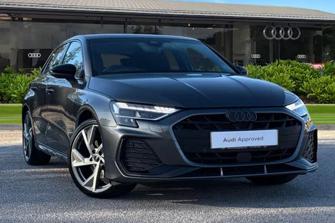 KO74HGA Audi A3 Black Edition 35 TFSI 150 PS S tronic Thumbnail #2