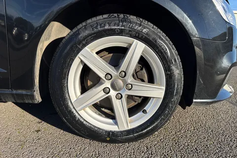 PY68WEA Audi A3 1.0 TFSI 30 SE Technik Sportback Euro 6 (s/s) 5dr Thumbnail #7