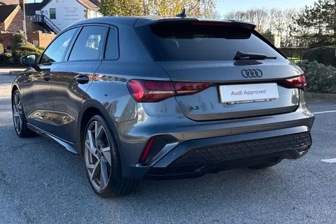 KO74HGA Audi A3 Black Edition 35 TFSI 150 PS S tronic Thumbnail #9