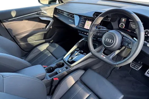 KO74HGA Audi A3 Black Edition 35 TFSI 150 PS S tronic Thumbnail #15