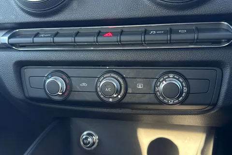 PY68WEA Audi A3 1.0 TFSI 30 SE Technik Sportback Euro 6 (s/s) 5dr Thumbnail #19