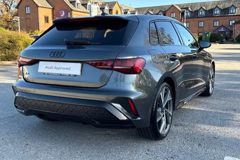 KO74HGA Audi A3 Black Edition 35 TFSI 150 PS S tronic Thumbnail #27