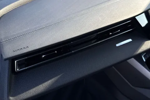 KO74HGA Audi A3 Black Edition 35 TFSI 150 PS S tronic Thumbnail #34