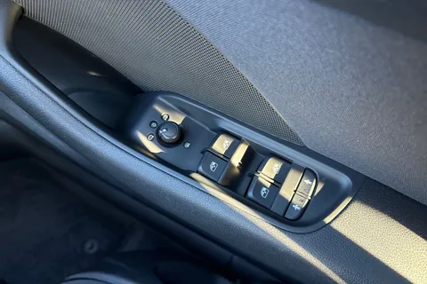 PY68WEA Audi A3 1.0 TFSI 30 SE Technik Sportback Euro 6 (s/s) 5dr Thumbnail #44