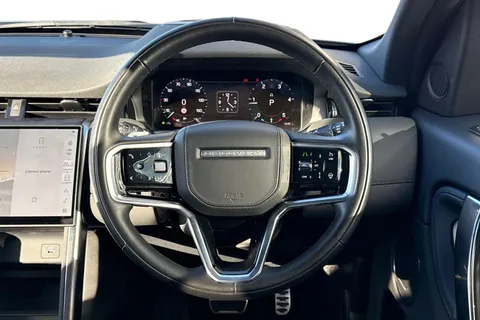 KM74FHH Land Rover Discovery Sport 2.0 D200 Dynamic HSE 5dr Thumbnail #17