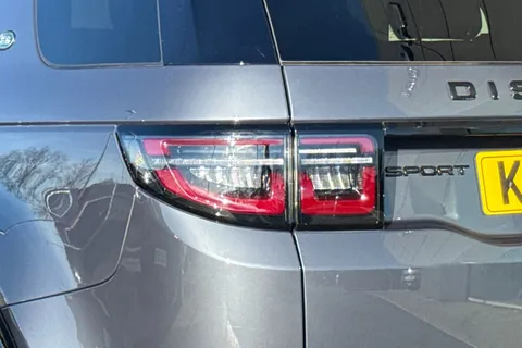 KM74FHH Land Rover Discovery Sport 2.0 D200 Dynamic HSE 5dr Thumbnail #21