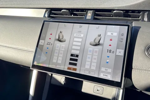 KM74FHH Land Rover Discovery Sport 2.0 D200 Dynamic HSE 5dr Thumbnail #24