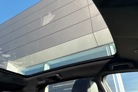 KM74FHH Land Rover Discovery Sport 2.0 D200 Dynamic HSE 5dr Thumbnail #33