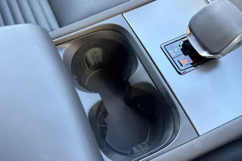 KM74FHH Land Rover Discovery Sport 2.0 D200 Dynamic HSE 5dr Thumbnail #44