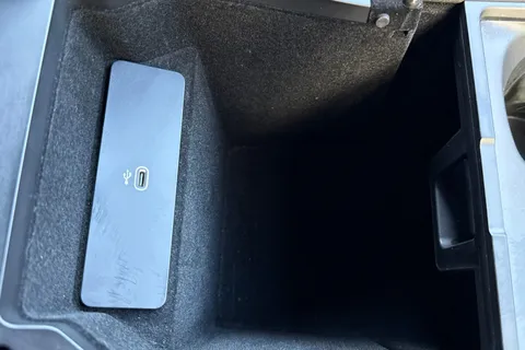 KM74FHH Land Rover Discovery Sport 2.0 D200 Dynamic HSE 5dr Thumbnail #46