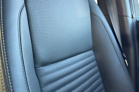 KM74FHH Land Rover Discovery Sport 2.0 D200 Dynamic HSE 5dr Thumbnail #47