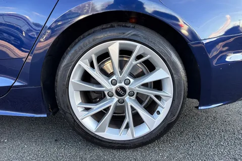 HJ73ZNS Audi A5 Sport 35 TFSI  150 PS S tronic Thumbnail #13