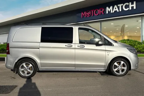 YC66JNX Mercedes-Benz Vito 2.1 116 CDI BlueTEC Sport Crew Van RWD L1 Euro 6 (s/s) 5dr Thumbnail #4