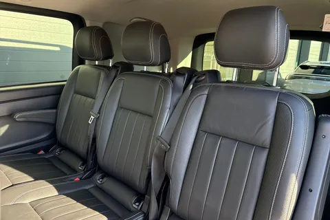 YC66JNX Mercedes-Benz Vito 2.1 116 CDI BlueTEC Sport Crew Van RWD L1 Euro 6 (s/s) 5dr Thumbnail #20