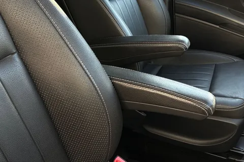 YC66JNX Mercedes-Benz Vito 2.1 116 CDI BlueTEC Sport Crew Van RWD L1 Euro 6 (s/s) 5dr Thumbnail #43