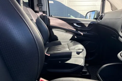 YC66JNX Mercedes-Benz Vito 2.1 116 CDI BlueTEC Sport Crew Van RWD L1 Euro 6 (s/s) 5dr Thumbnail #58