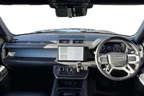 KM24ZKP Land Rover Defender 110 3.0 D300 110 X-Dynamic HSE 5dr Thumbnail #10