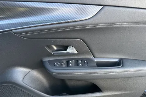 LY71FHO Vauxhall Mokka 1.2 Turbo SRi Premium Auto Euro 6 (s/s) 5dr Thumbnail #22