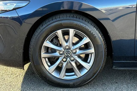 MX71WSY Mazda Mazda3 2.0 e-SKYACTIV-G MHEV SE-L Lux Euro 6 (s/s) 5dr Thumbnail #14