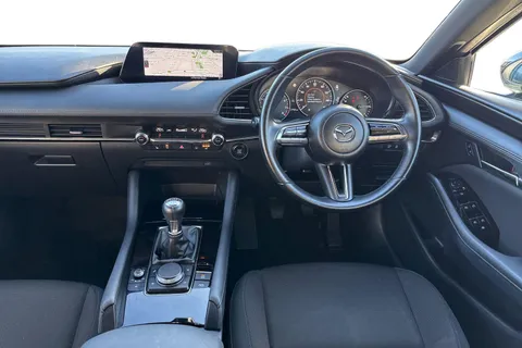 MX71WSY Mazda Mazda3 2.0 e-SKYACTIV-G MHEV SE-L Lux Euro 6 (s/s) 5dr Thumbnail #19