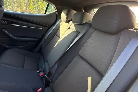 MX71WSY Mazda Mazda3 2.0 e-SKYACTIV-G MHEV SE-L Lux Euro 6 (s/s) 5dr Thumbnail #20