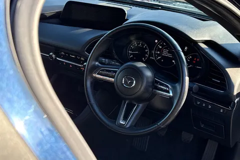 MX71WSY Mazda Mazda3 2.0 e-SKYACTIV-G MHEV SE-L Lux Euro 6 (s/s) 5dr Thumbnail #30