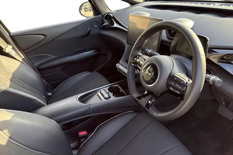 DA25EVH BYD Dolphin 44.9kWh Active Auto 5dr Thumbnail #8