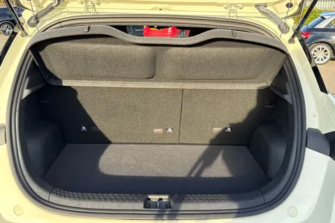 DA25EVH BYD Dolphin 44.9kWh Active Auto 5dr Thumbnail #10