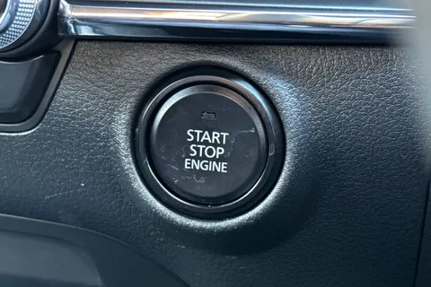 MX71WSY Mazda Mazda3 2.0 e-SKYACTIV-G MHEV SE-L Lux Euro 6 (s/s) 5dr Thumbnail #44