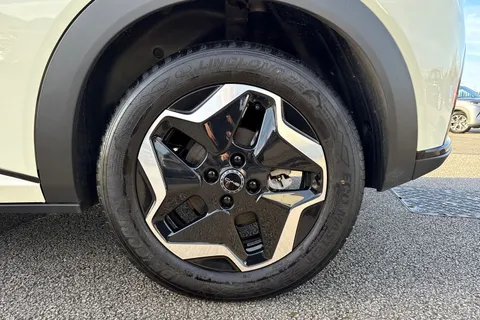 DA25EVH BYD Dolphin 44.9kWh Active Auto 5dr Thumbnail #24