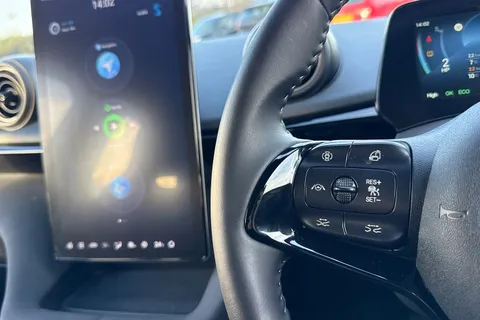 DA25EVH BYD Dolphin 44.9kWh Active Auto 5dr Thumbnail #38