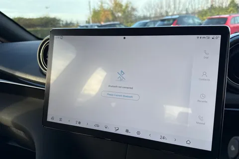 DA25EVH BYD Dolphin 44.9kWh Active Auto 5dr Thumbnail #46