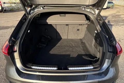 KT74OJW Audi A5 Avant S line TFSI  204 PS S tronic Thumbnail #11