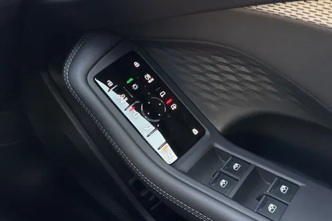 KT74OJW Audi A5 Avant S line TFSI  204 PS S tronic Thumbnail #37