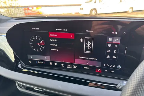 KT74OJW Audi A5 Avant S line TFSI  204 PS S tronic Thumbnail #42