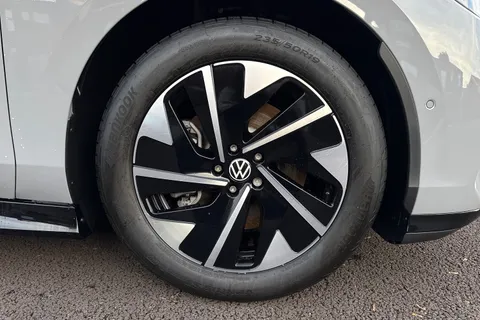  Volkswagen Id.7 Pro 77kWh Match Plus Tourer Auto 5dr Thumbnail #11