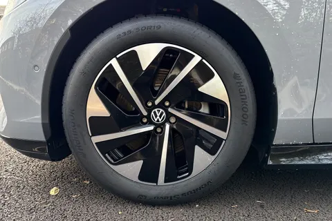  Volkswagen Id.7 Pro 77kWh Match Plus Tourer Auto 5dr Thumbnail #12