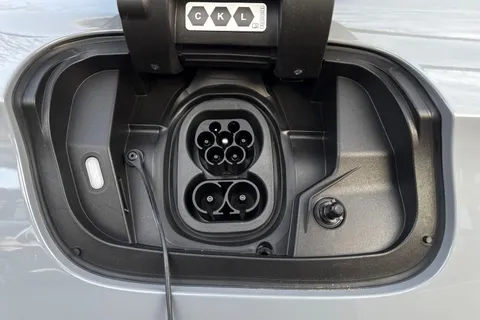  Volkswagen Id.7 Pro 77kWh Match Plus Tourer Auto 5dr Thumbnail #28