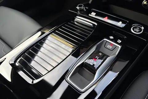 KJ25NPD Audi A6 E-Tron Avant 100kWh Performance S line Auto 5dr Thumbnail #24