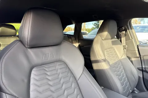 KJ25NPD Audi A6 E-Tron Avant 100kWh Performance S line Auto 5dr Thumbnail #25