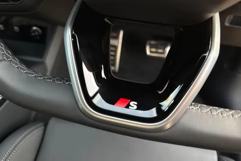 KJ25NPD Audi A6 E-Tron Avant 100kWh Performance S line Auto 5dr Thumbnail #44