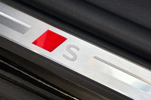 KJ25NPD Audi A6 E-Tron Avant 100kWh Performance S line Auto 5dr Thumbnail #45