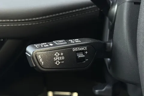 KJ25NPD Audi A6 E-Tron Avant 100kWh Performance S line Auto 5dr Thumbnail #47