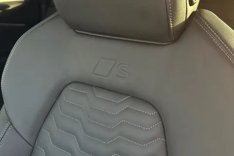 KJ25NPD Audi A6 E-Tron Avant 100kWh Performance S line Auto 5dr Thumbnail #48