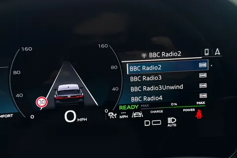 KJ25NPD Audi A6 E-Tron Avant 100kWh Performance S line Auto 5dr Thumbnail #55