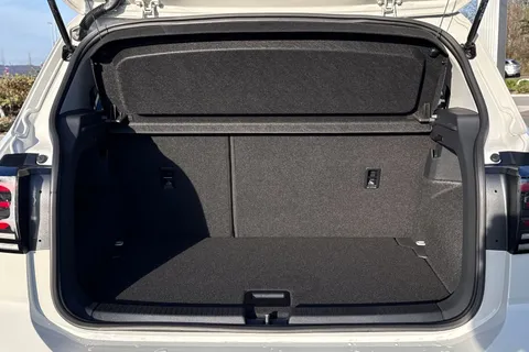 Volkswagen T-Cross 1.0 TSI Match Euro 6 (s/s) 5dr Thumbnail #7