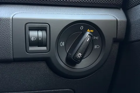 Volkswagen T-Cross 1.0 TSI Match Euro 6 (s/s) 5dr Thumbnail #31